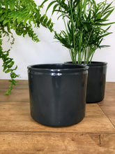 Load image into Gallery viewer, Lucca glazed pot - Granite
