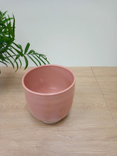 Load image into Gallery viewer, Eva pot - pink
