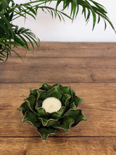 Load image into Gallery viewer, Magnolia tea light holder - Green
