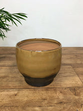 Load image into Gallery viewer, Dolo pot - Caramel
