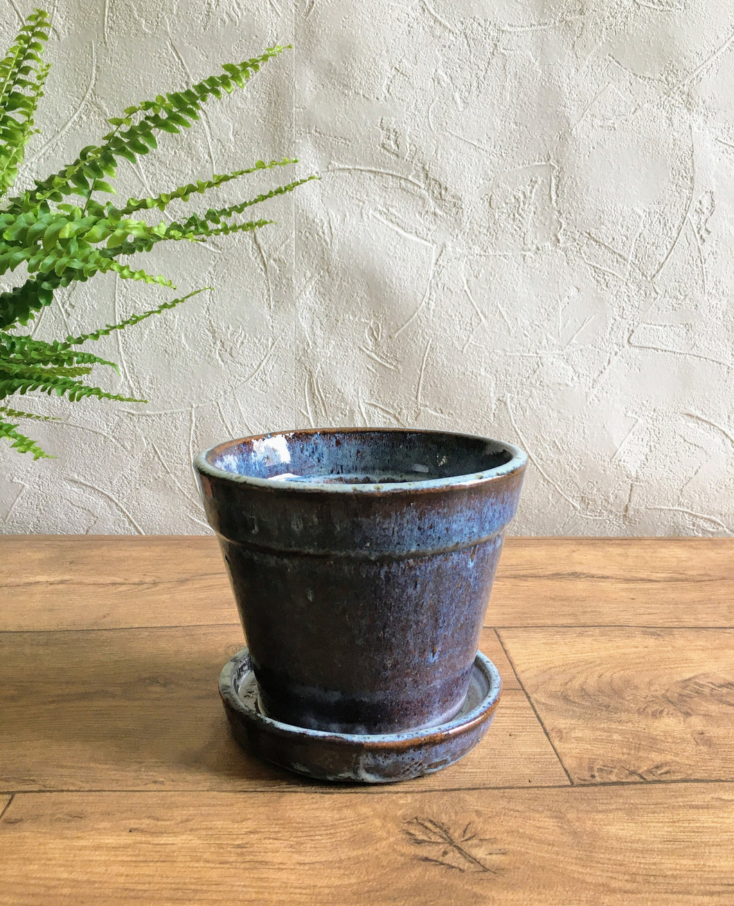 Glazed terracotta pot and dish - Blue